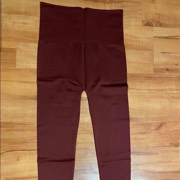 Tummy Control Leggings Burgundy - Picture 1 of 2